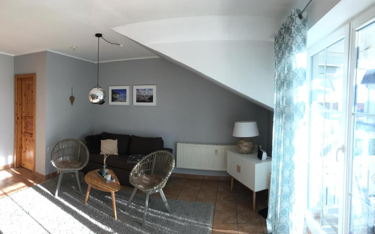 Ferienwohnung Moewe 글로페 외부 사진